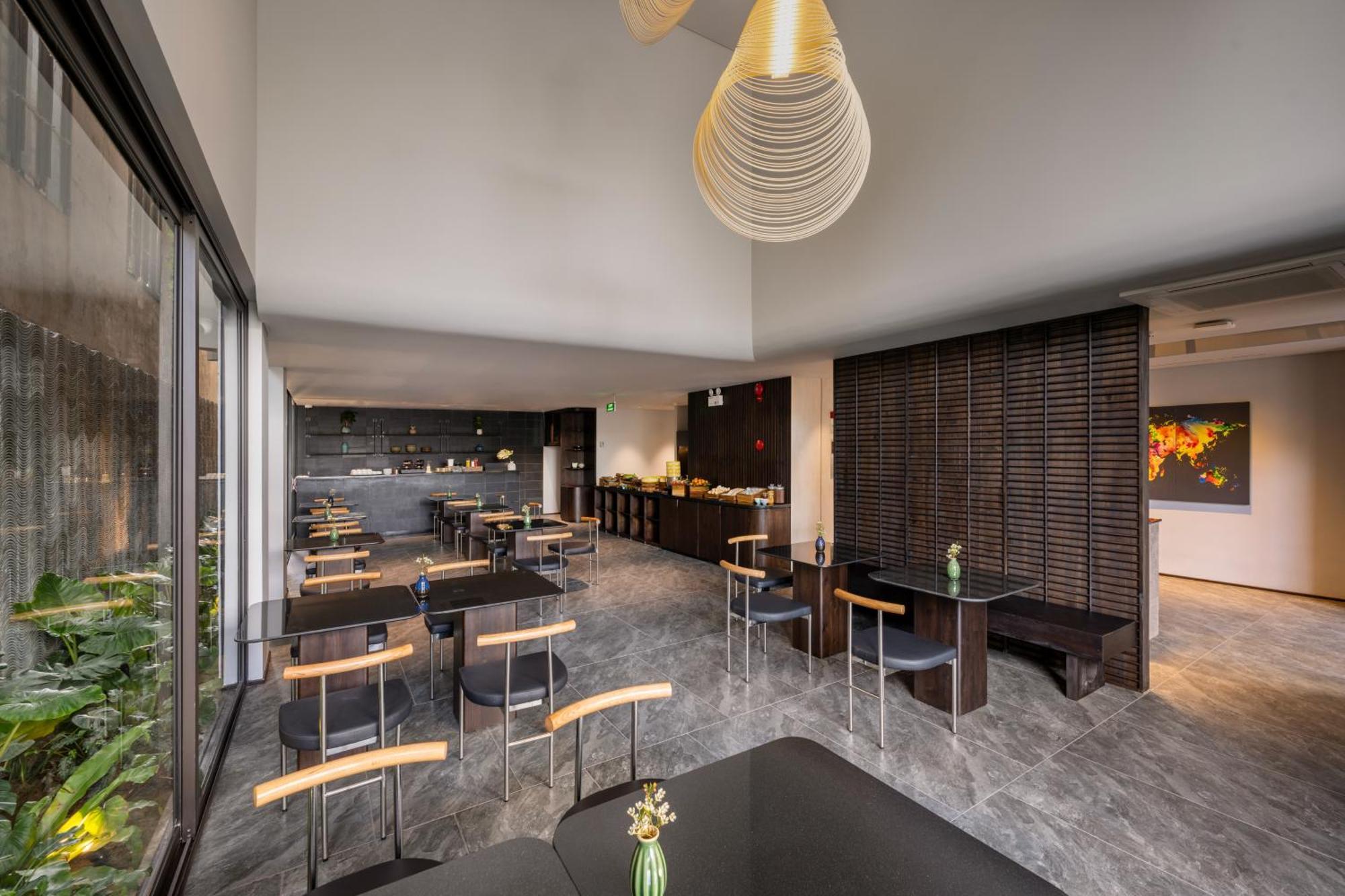 The Hem Hotel And Apartment Da Nang Bagian luar foto