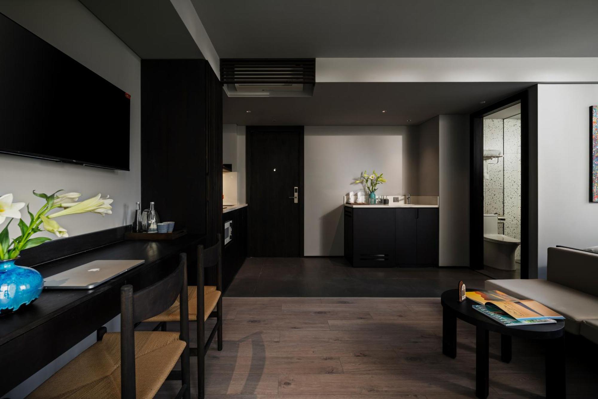 The Hem Hotel And Apartment Da Nang Bagian luar foto